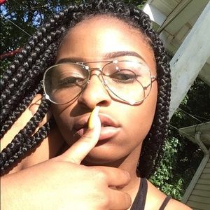 Meet your Posher, Ashanti